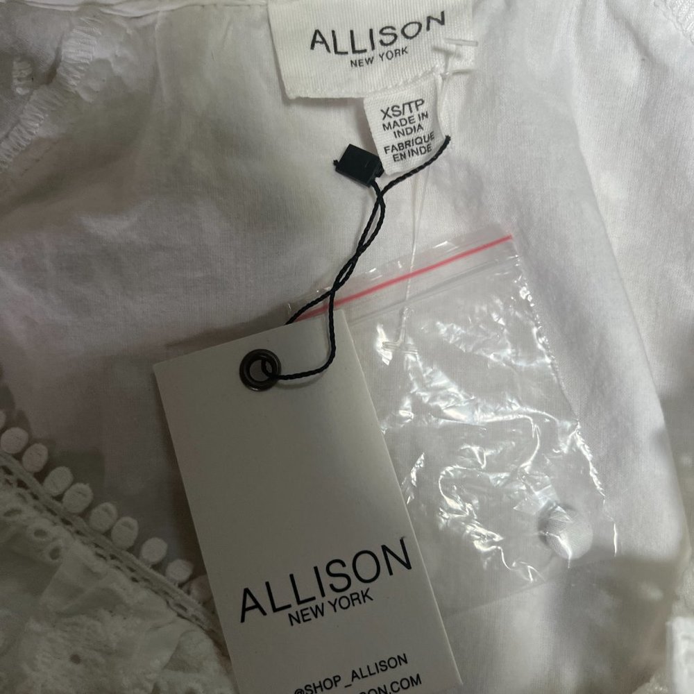 Allison Eyelet Ruffle Crop Blouse XS White - Picture 2 of 4